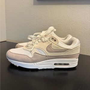 Nike Air Max 1 White Platinum Violet Phantom Tan Bone Beige